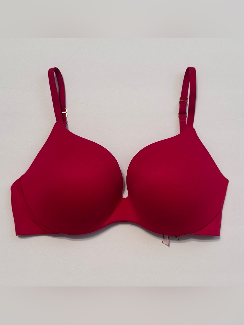 Victoria's Secret Seamless Red Molded Cup Bra With Lace Racerback Option 32D